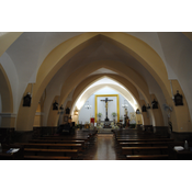 6. Nave central de la parroquia con arcos apuntados. Iglesia de San Sebastián