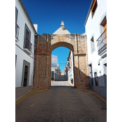 3. Puerta de la villa de Santa Eufemia