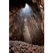 Interior de la Sima de Cabra