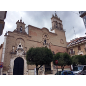 Fachada de la Parroquia de de santo Domingo de Guzmán