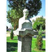 Busto de Cipriano Martínez Rücker